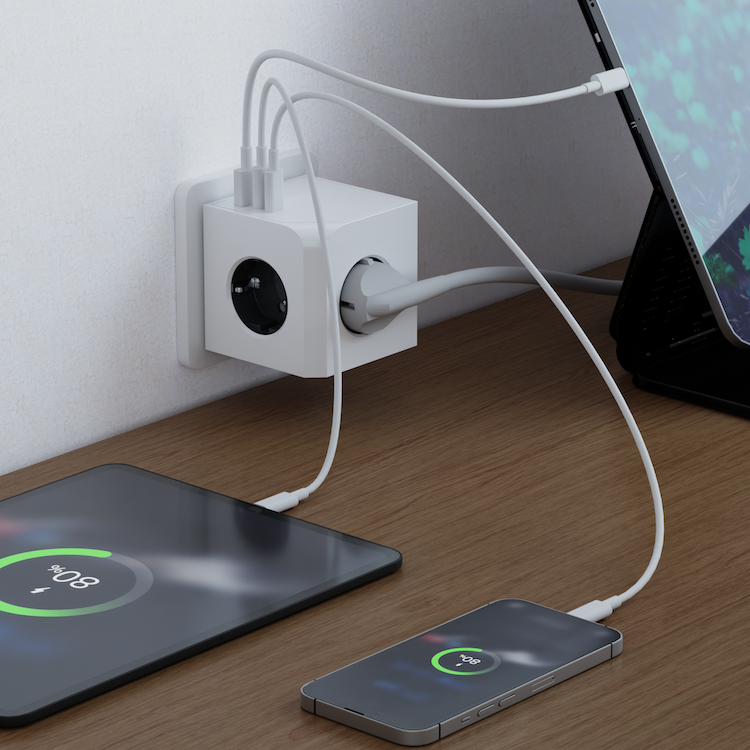 Zerafy Stekkerdoos met 20W USB-C PD Snellader - 3 Stopcontacten - 2 USB-C & 1 USB-A - Overspanningsbeveiliging - Wit