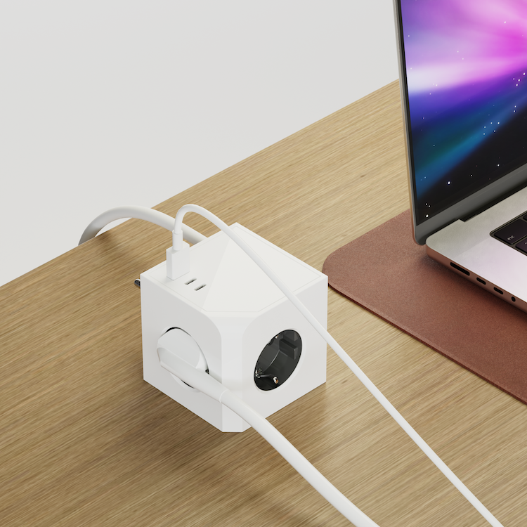 Zerafy Stekkerdoos met 20W USB-C PD Snellader - 3 Stopcontacten - 2 USB-C & 1 USB-A - Overspanningsbeveiliging - Wit